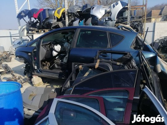 Seat toledo III  1.6 minden alkatrésze.