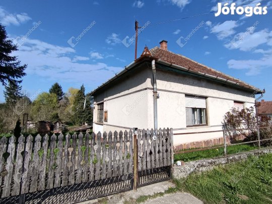 Segesden felújításra váró családi ház eladó