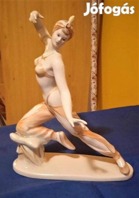 Seherezádé hibátlan, gyönyörű Hollóházi porcelán szobor