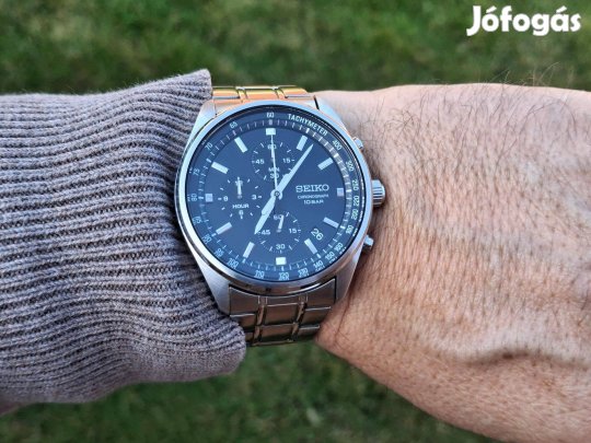 Seiko Chronograph SSB379P1 férfi karóra A határozott stílusos