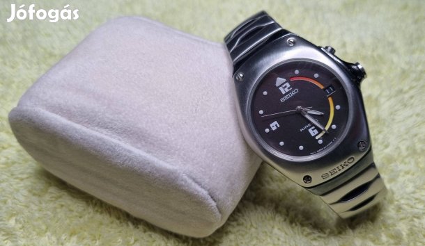 Seiko" autómata karóra