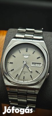 Seiko automata ritka szürke számlapos új egyedi üveggel szervizelt