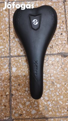 Selle Italia X-Base nyereg eladó