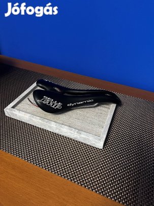 Selle SMP Dynamic nyereg