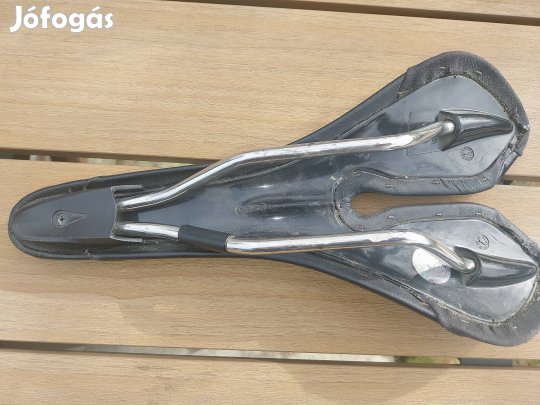 Selle San Marco SKN országúti kerékpár nyereg