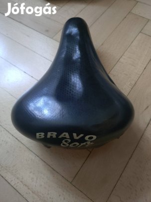 Selle royal bicikli nyereg, törött rugókkal