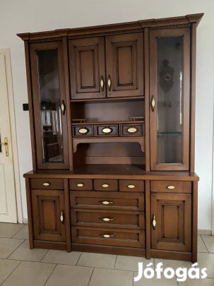Senator - antikolt dió színű tálalószekrény