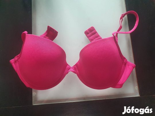 Sentiments melltartó 