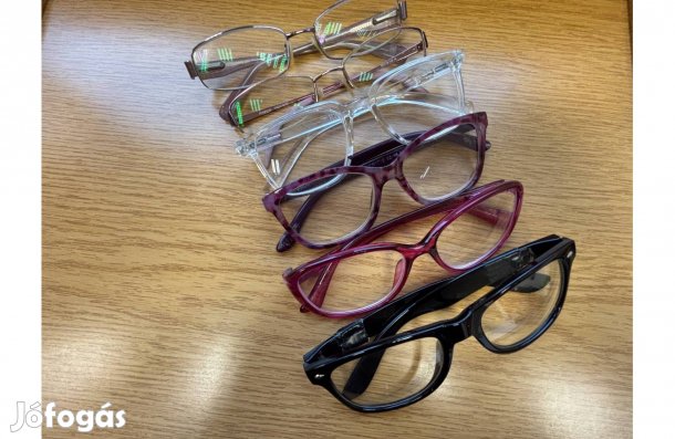Sérült keretes olvasószemüveg ( 6 db együtt)