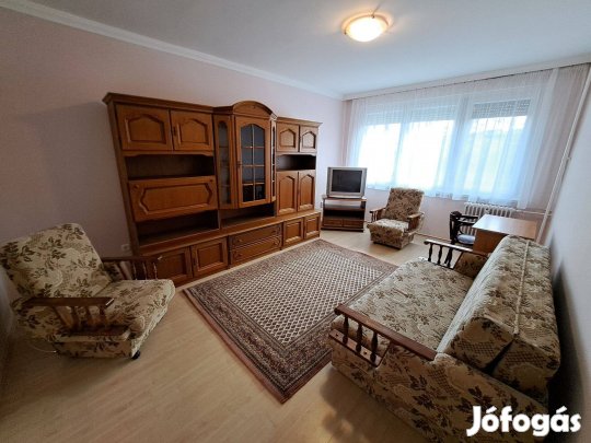 Sestakerti lakás kiadó