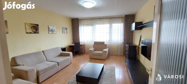 Sétatávolságra a belvároshoz! 3 szobás lakás eladó