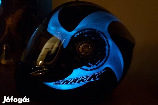 Shark RSI Shinto lumi L 59-60 pár alkalommal használt