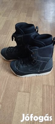 Shark snowboard bakancs 38