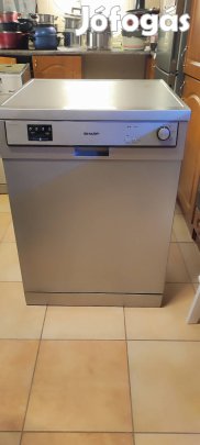 Sharp Mosogatógép eladó (hibás)