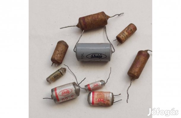 Sharp bontott kondik