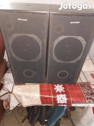 Sharp hangfalpár