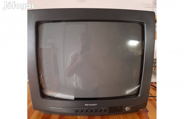 Sharp kisképernyős televízió