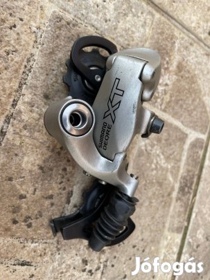 Shimano Deore Xt hátsó váltó RD-M750