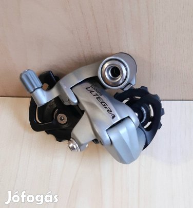 Shimano Ultegra RD-6700 hátsó váltó. 10 sebességes. Újszerű!