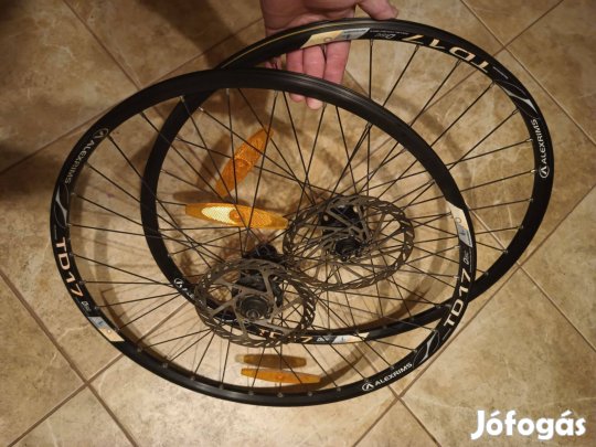 Shimano XT Alexrims 26"-os tárcsafékes kerekek