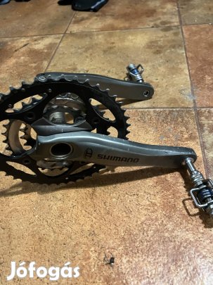 Shimano integrált hajtómű csapággyal M7 62