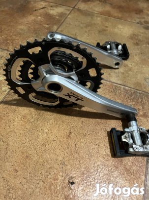 Shimano xt m770 integrált hajtómű csapággyal