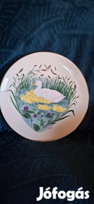 Shütz Cilli falitál eladó