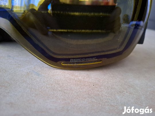 Sí, snowboard szemüveg