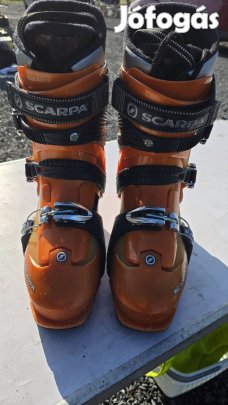 Sí cipő eladó.