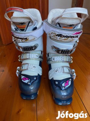 Síbakancs női/lány Nordica 37-es (23,5)