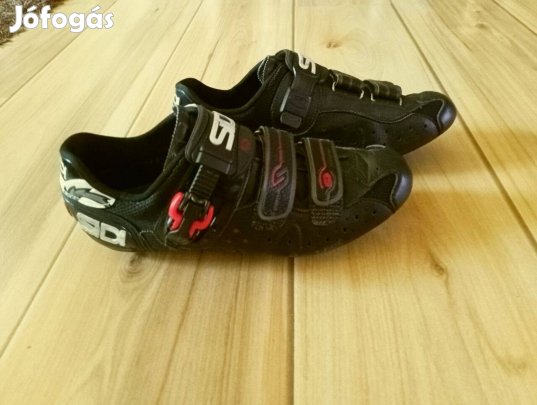 Sidi országúti cipő.Eur 42