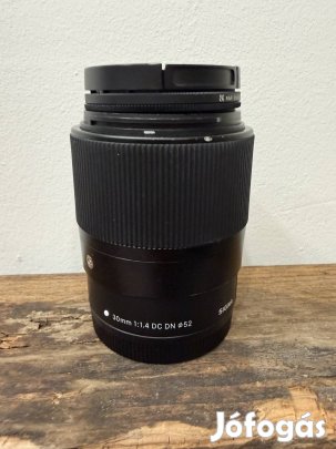 Sigma 30mm f/1.4 DC DN