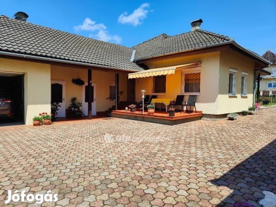 Siklósi 114 nm-es ház eladó