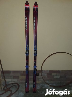 Síléc Atomic carving 200 cm igen kevés pénzért eladó, jó állapotú