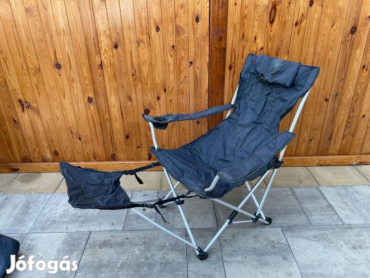 Silvertree Erős Összecsukható Horgász szék Lábtartóval Alu Vázas