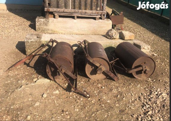 Sima henger garnitúra