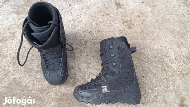 Sims új snowboard bakancs eladó.Van több méretem is!.- Megtekinthető