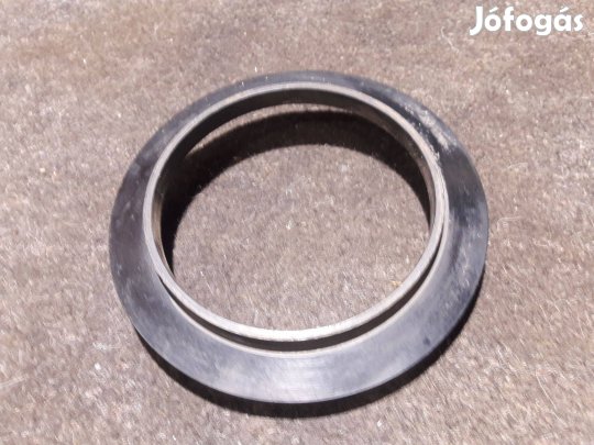 Simson gyári hátsó lánckerék láncvédő bakelit közdarab