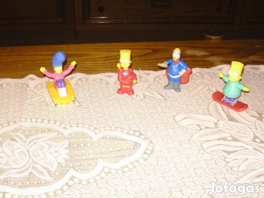 Simsons család mesefigurák