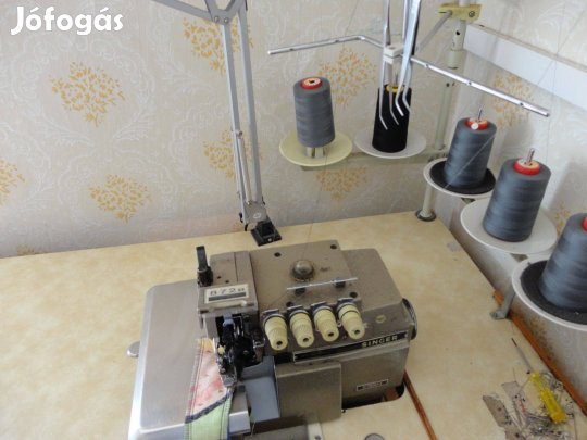 Singer 5 szálas ipari interlock