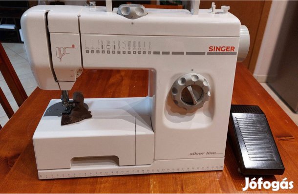 Singer CZ 893 újszerű varrógép