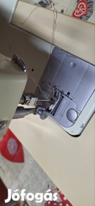 Singer táska varógép.