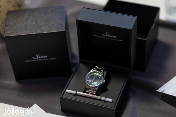 Sinn 556i MOP Mother of Pearl