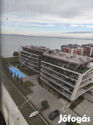 Siófok Aranyparton PANORÁMÁS apartman üdülő-lakás Eladó!