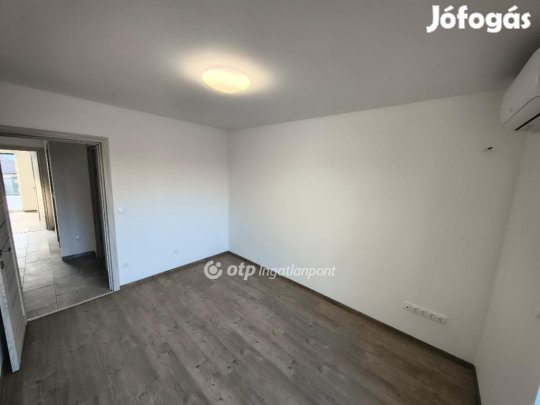 Siófok Foki-hegy városrészén eladó új építésű ikerházfél