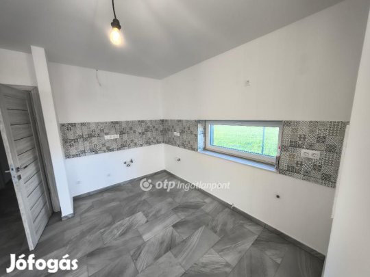 Siófok Foki-hegy városrészén eladó új építésű ikerházfél