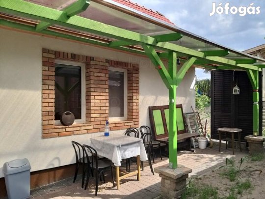 Siófok Kertváros szélén 3 szobás kertes családi ház eladó