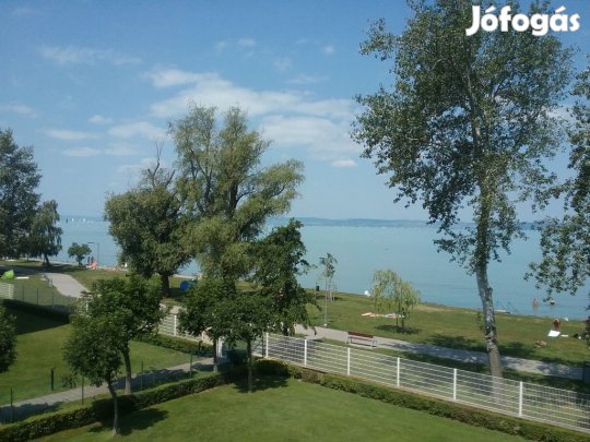 Siófok, ARANYPART, 46 m2-es, társasházi lakás, 1+1 szobás, jó állapotú