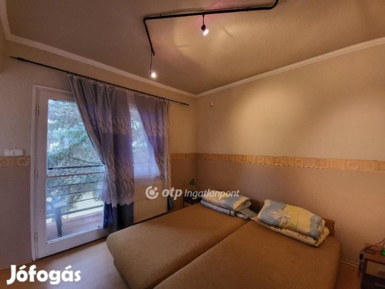 Siófoki 221 nm-es ház eladó