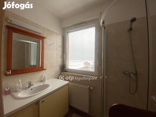 Siófoki 51 nm-es lakás eladó